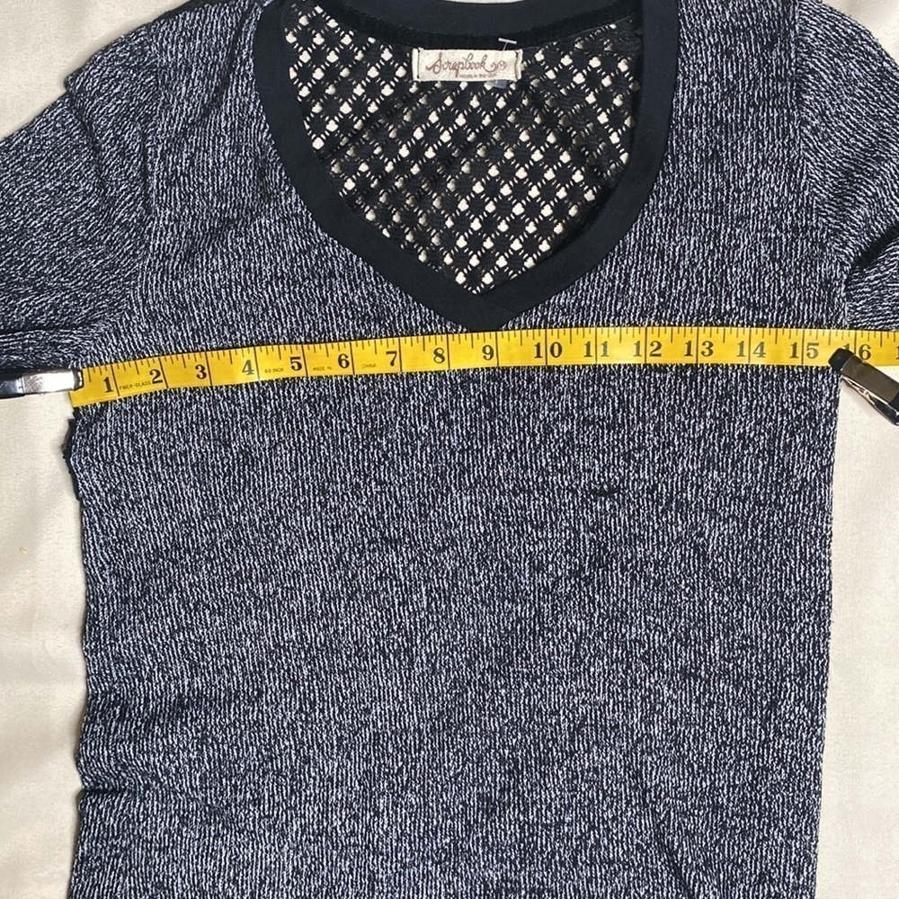Scrapbook Black And Gray V-neck Sweater - Picture 9 of 12